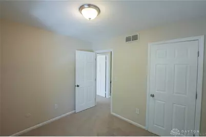 402 Gwinnett Commons, Washington Twp, OH 45459 - Photo 21