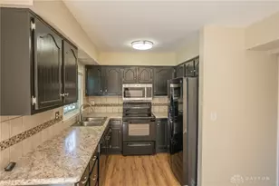 402 Gwinnett Cmns, Washington Twp, OH 45459 - Photo 11