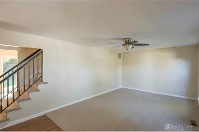 402 Gwinnett Commons, Washington Twp, OH 45459 - Photo 3