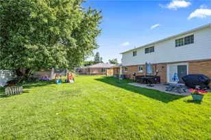 4900 Pennswood Dr, Huber Heights, OH 45424 - Photo 45