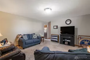 2250 Banyon Dr, Beavercreek, OH 45431 - Photo 9
