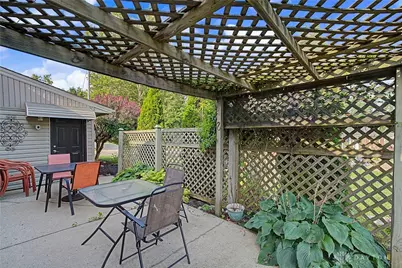 245 Gershwin Drive, Centerville, OH 45458 - Photo 27
