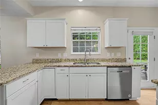 2263 Polo Park Dr, Dayton, OH 45439 - Photo 15