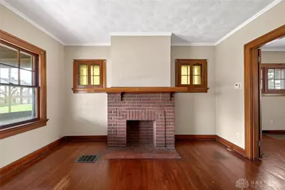 125 E Siebenthaler Avenue, Dayton, OH 45405 - Photo 9