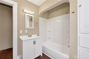 125 E Siebenthaler Ave, Dayton, OH 45405 - Photo 33