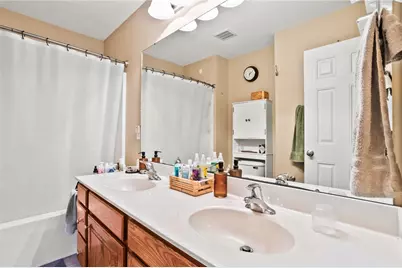 2490 Meadowpoint Drive, Troy, OH 45373 - Photo 31