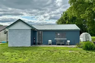 460 N Sayers Rd, Troy, OH 45373 - Photo 1