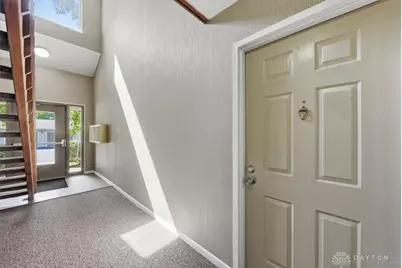 1501 Lake Pointe Way, Centerville, OH 45459 - Photo 5
