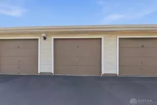 1501 Lake Pointe Way, Centerville, OH 45459 - Photo 25