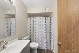 1501 Lake Pointe Way, Centerville, OH 45459 - Photo 21