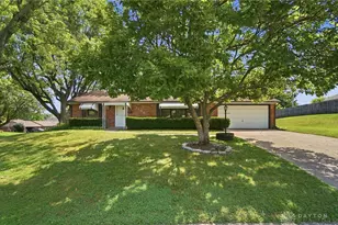 3200 Chandler Ct, Kettering, OH 45420 - Photo 3