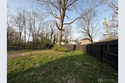 749 Maplehurst Avenue, Dayton, OH 45402 - Photo 9