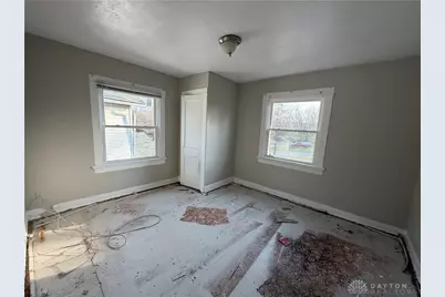 749 Maplehurst Avenue, Dayton, OH 45402 - Photo 29