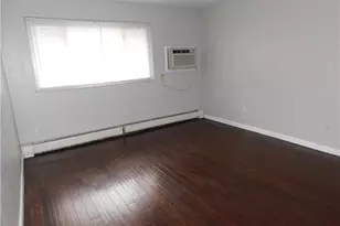 1718 Radio Rd, Dayton, OH 45403 - Photo 7
