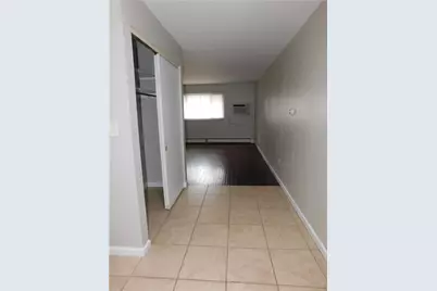 1718 Radio Road #M, Dayton, OH 45403 - Photo 5