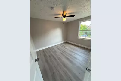 295 Progress Road, West Carrollton, OH 45449 - Photo 9