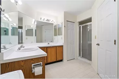 8953 Emeraldgate Drive, Huber Heights, OH 45424 - Photo 25
