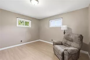 9856 New Carlisle Pike, New Carlisle, OH 45344 - Photo 17