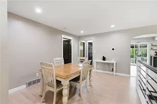 9856 New Carlisle Pike, New Carlisle, OH 45344 - Photo 5