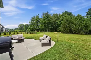 715 Harvest Ln, Washington Twp, OH 45458 - Photo 33