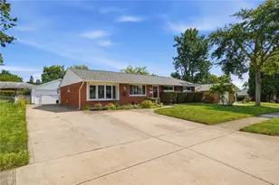 6120 Longford Rd, Huber Heights, OH 45424 - Photo 1
