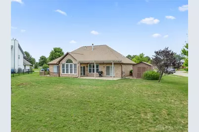 7847 Kings Ridge Circle, Fairborn, OH 45324 - Photo 41