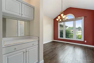 7847 Kings Ridge Circle, Fairborn, OH 45324 - Photo 13