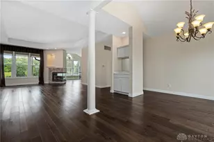 7847 Kings Ridge Cir, Fairborn, OH 45324 - Photo 9