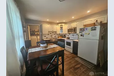 706 Cedar Circle, Eaton, OH 45320 - Photo 7