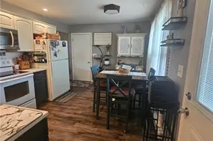 706 Cedar Cir, Eaton, OH 45320 - Photo 5