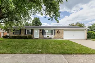 1004 Bristol Dr, Vandalia, OH 45377 - Photo 1