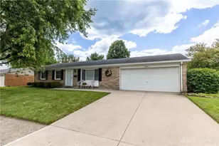 1004 Bristol Dr, Vandalia, OH 45377 - Photo 3