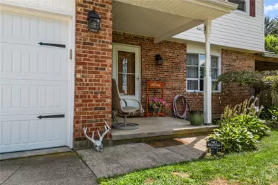8878 Twincreek Drive, Franklin, OH 45005 - Photo 9