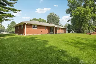 2078 S Belleview Dr, Bellbrook, OH 45305 - Photo 29