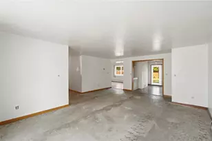2043 Carriage Hall Ct, Miami Township, OH 45459 - Photo 13