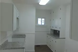 747 Heck Ave, Dayton, OH 45417 - Photo 9