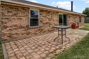 6110 Moss Hill Ct, Huber Heights, OH 45424 - Photo 7