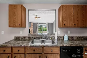 6110 Moss Hill Ct, Huber Heights, OH 45424 - Photo 13
