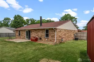6110 Moss Hill Ct, Huber Heights, OH 45424 - Photo 3