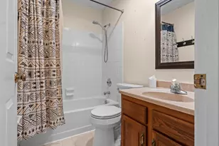 2350 Forestdean Ct, Miami Township, OH 45459 - Photo 45