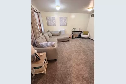 646 E Main Street, Versailles, OH 45380 - Photo 13