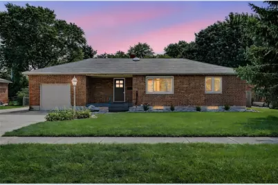 5350 Lindbergh Boulevard, West Carrollton, OH 45449 - Photo 1
