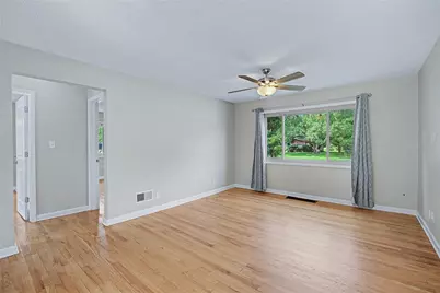 5350 Lindbergh Boulevard, West Carrollton, OH 45449 - Photo 13