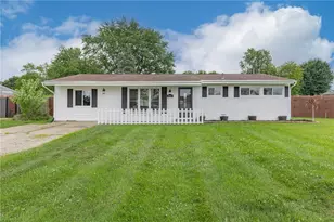 4041 Rosehill Dr, Beavercreek, OH 45431 - Photo 1
