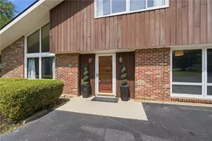 2798 Parakeet Ln, Beavercreek, OH 45434 - Photo 5
