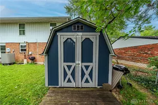 7519 Rustic Woods Dr, Huber Heights, OH 45424 - Photo 37
