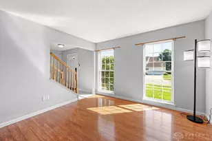 2444 Featherston Ct, Miami Township, OH 45342 - Photo 7