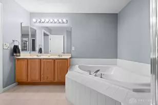 2444 Featherston Ct, Miami Township, OH 45342 - Photo 35