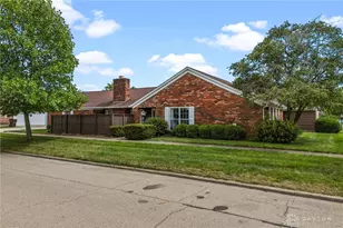 2222 Barclay Ct, Fairborn, OH 45324 - Photo 3