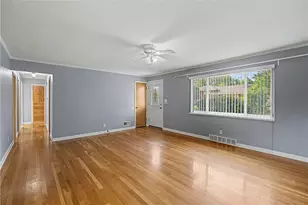 1017 Wenbrook Dr, Kettering, OH 45429 - Photo 7